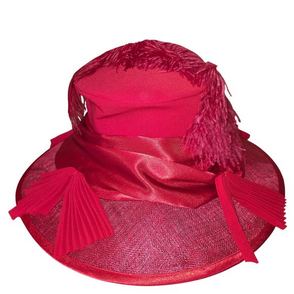 NWT Elite Champagne, red woven straw and satin‎ ribbon hat w/feathers #21 (3058)